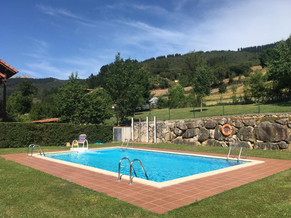 PRECIOSO CHALET JUNTO A POTES-4 Hab,3 Baños, Piscina Ojedo Exterior foto
